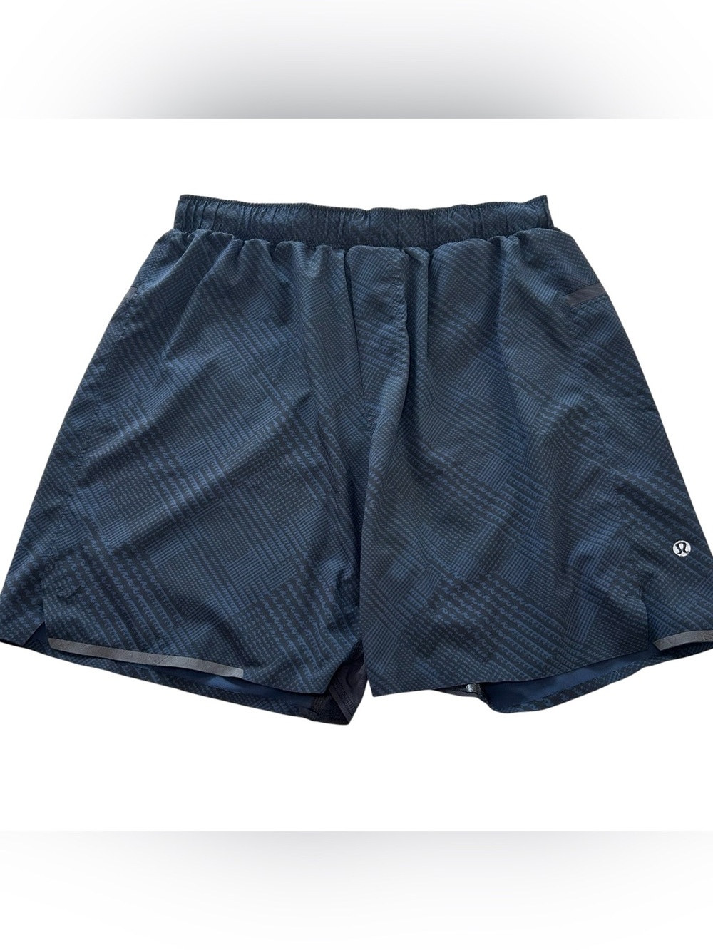 Lululemon Men’s Athletic Gym Shorts Blue Black Geometric Size M 7” Inseam